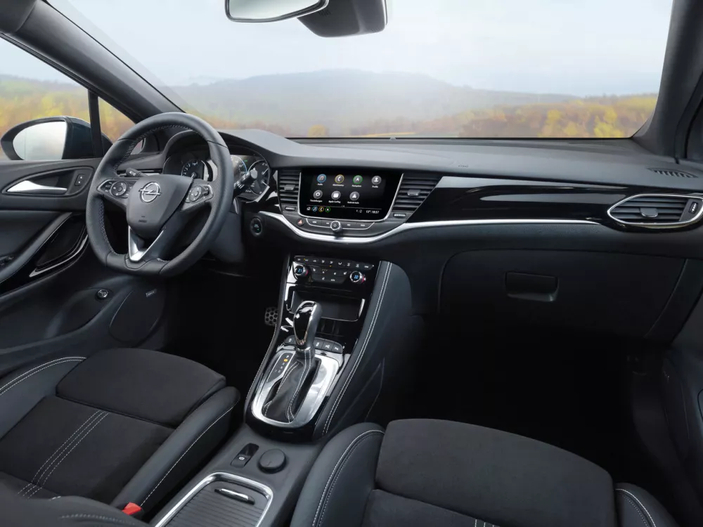 Автомобиль Opel Astra K Рестайлинг Универсал (5 дверей)