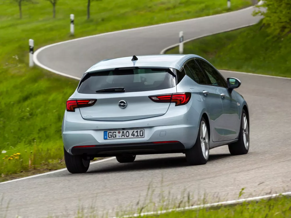 Автомобиль Opel Astra K Рестайлинг Хэтчбек (5 дверей)