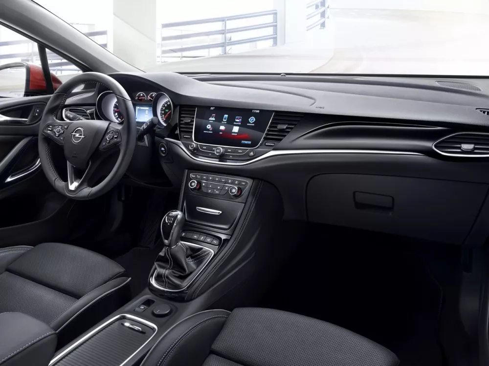 Автомобиль Opel Astra K Хэтчбек (5 дверей)