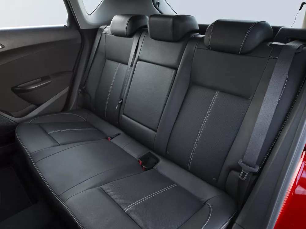 Автомобиль Opel Astra J Рестайлинг Хэтчбек (5 дверей)