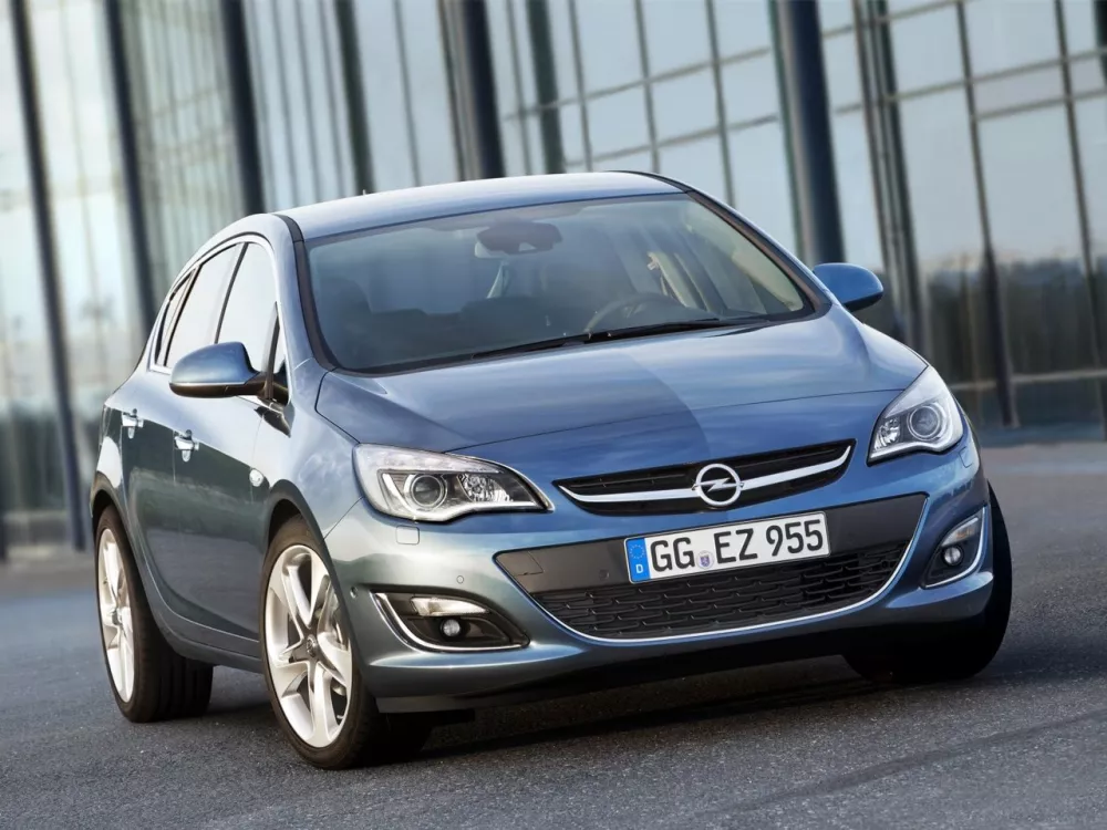 Автомобиль Opel Astra J Рестайлинг Хэтчбек (5 дверей)