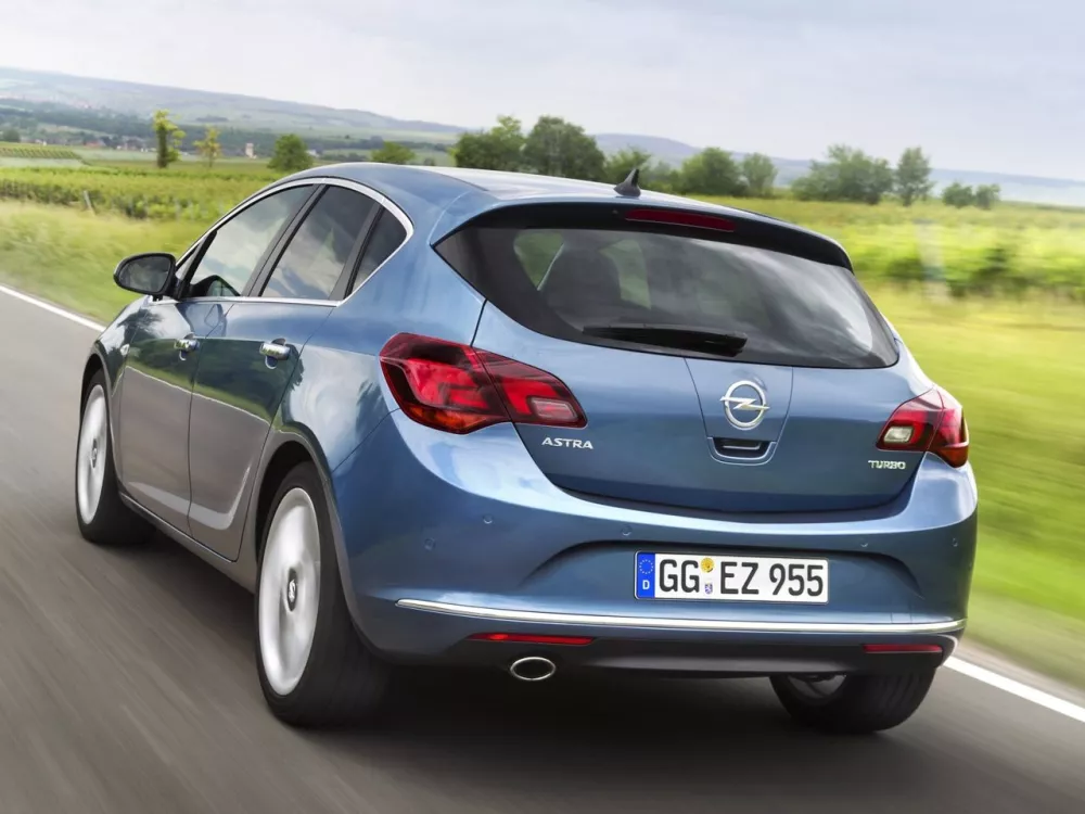 Автомобиль Opel Astra J Рестайлинг Хэтчбек (5 дверей)