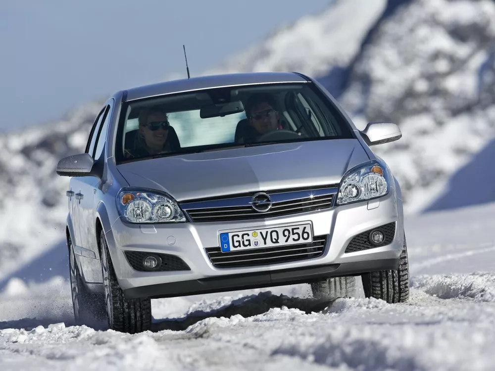 Автомобиль Opel Astra H Рестайлинг Хэтчбек (5 дверей)