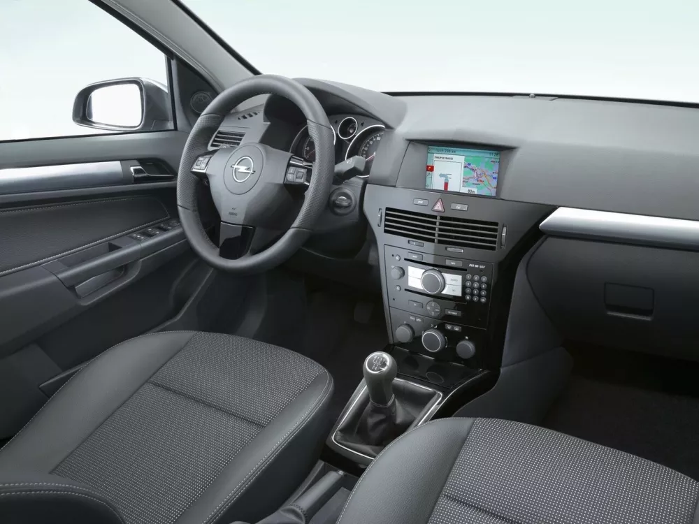 Автомобиль Opel Astra H Рестайлинг Хэтчбек (5 дверей)