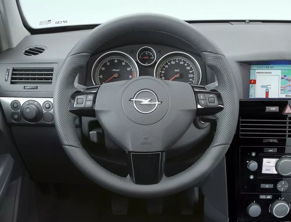 Автомобиль Opel Astra H Рестайлинг Хэтчбек (5 дверей)