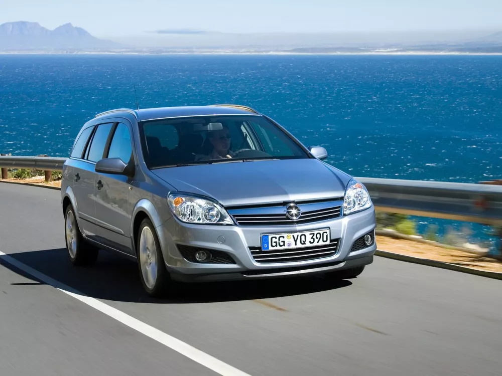 Автомобиль Opel Astra H Рестайлинг Универсал (5 дверей)