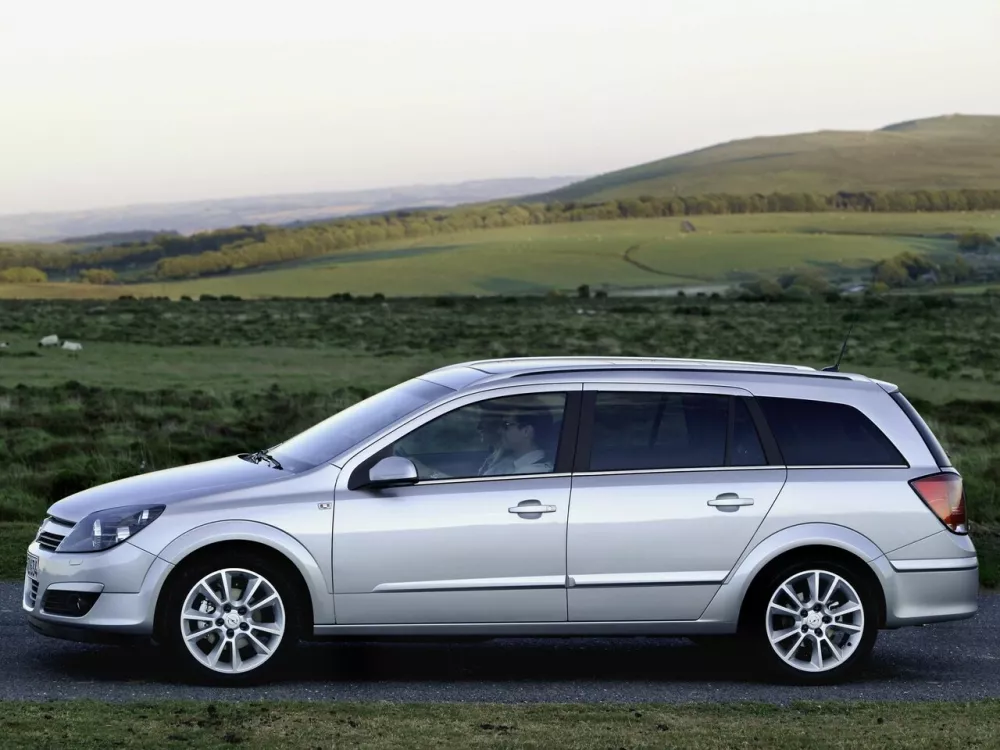 Автомобиль Opel Astra H Рестайлинг Универсал (5 дверей)