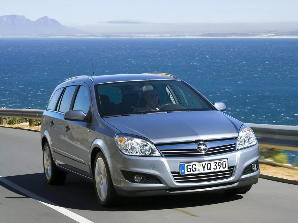 Автомобиль Opel Astra H Рестайлинг Универсал (5 дверей)