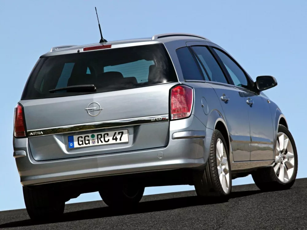 Автомобиль Opel Astra H Рестайлинг Универсал (5 дверей)