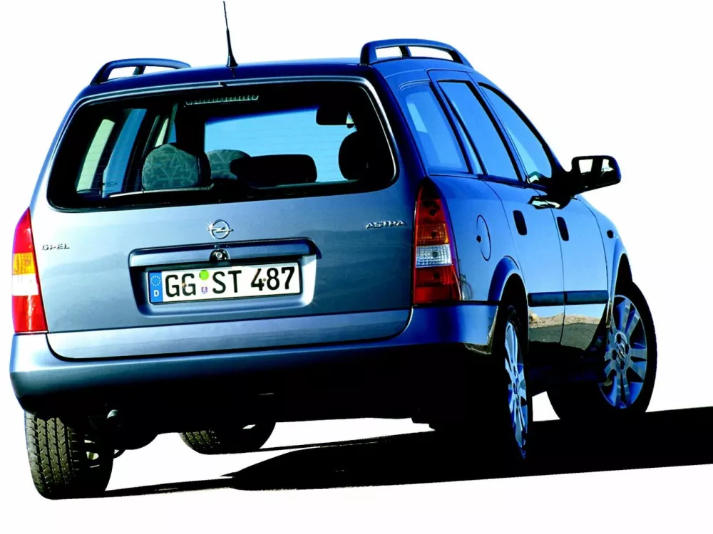 Автомобиль Opel Astra G Универсал (5 дверей)