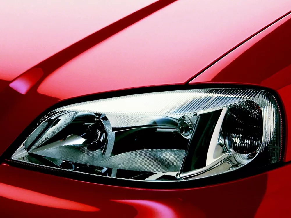 Автомобиль Opel Astra G Хэтчбек (3 двери)