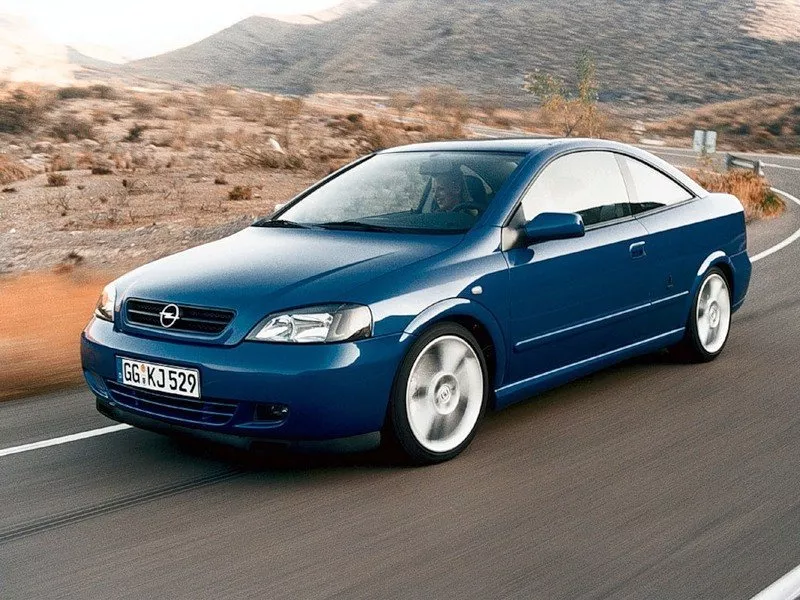 Автомобиль Opel Astra G Купе