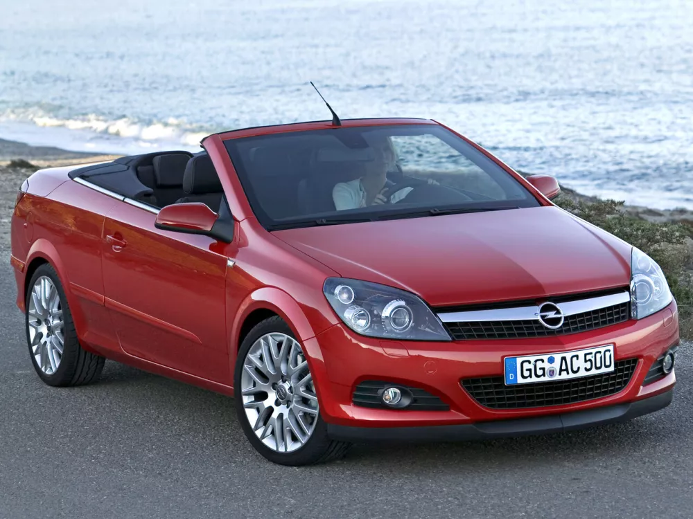 Автомобиль Opel Astra H Кабриолет