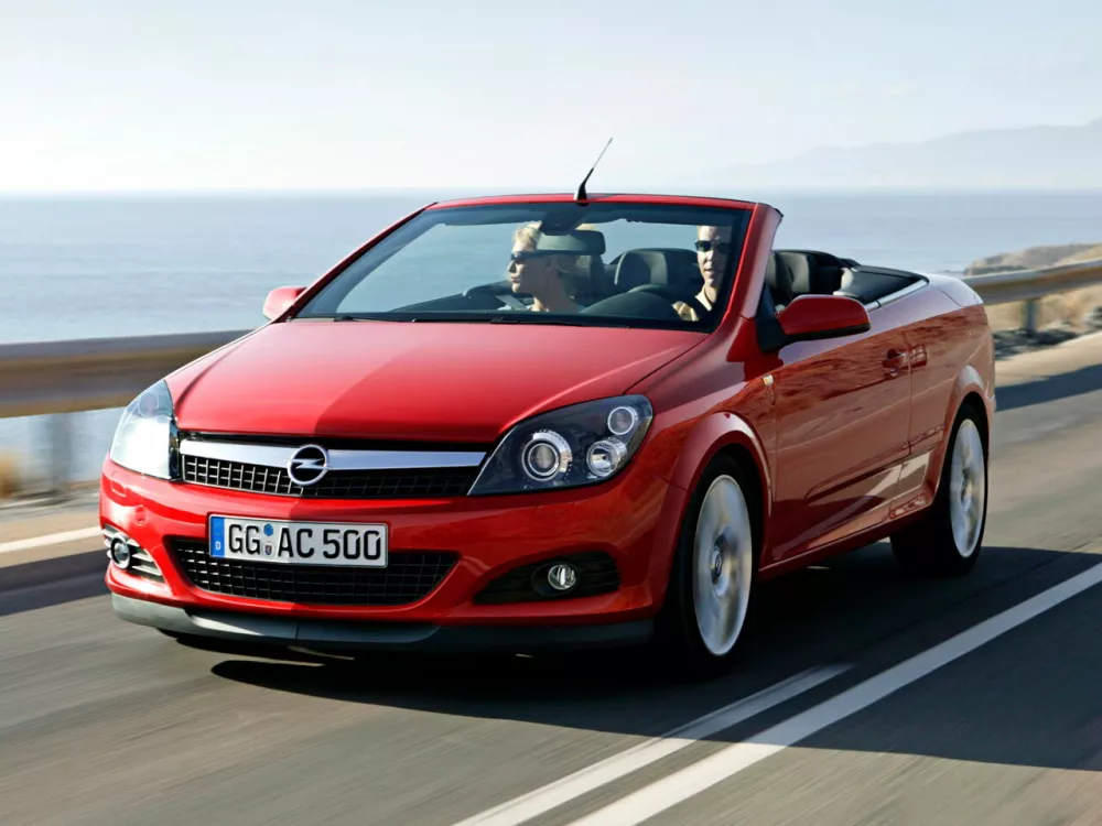 Автомобиль Opel Astra H Кабриолет