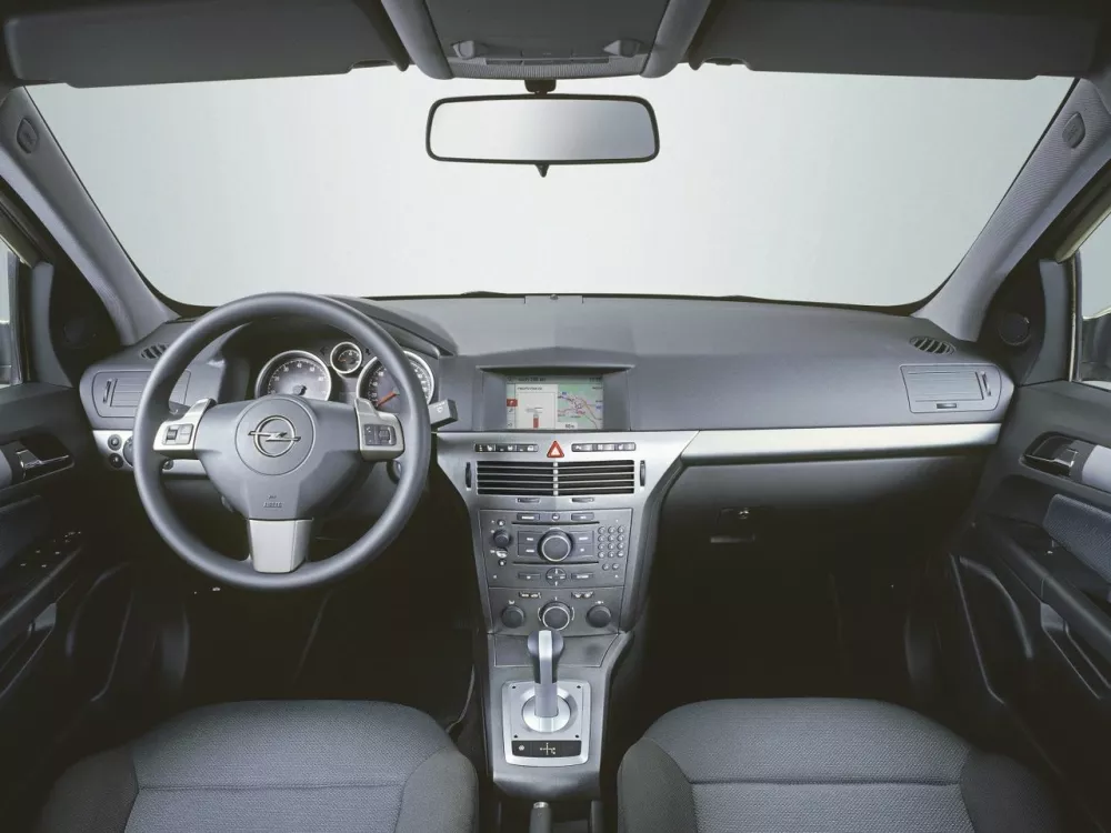 Автомобиль Opel Astra H Универсал (5 дверей)