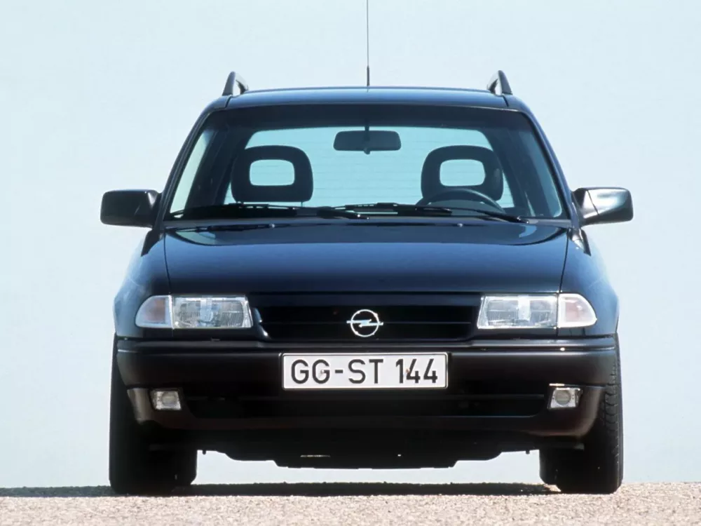 Автомобиль Opel Astra F Универсал (5 дверей)