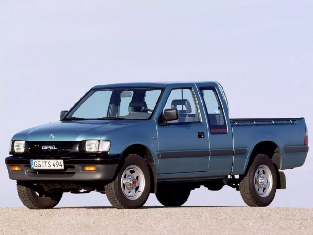 Автомобиль Opel Campo Пикап Полуторная кабина