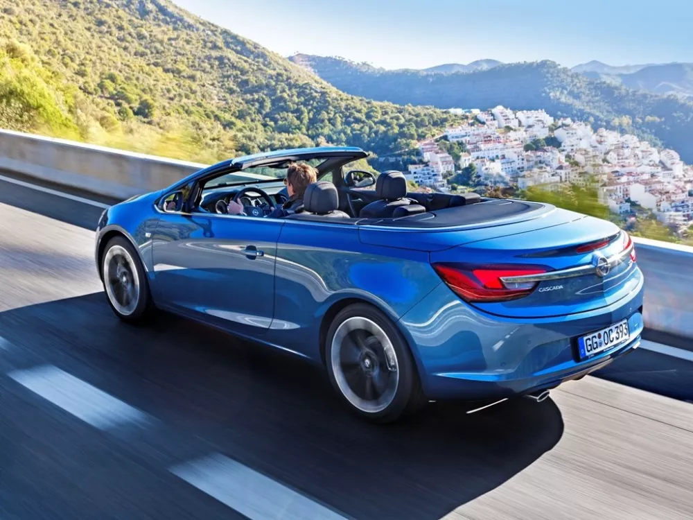 Автомобиль Opel Cascada Кабриолет