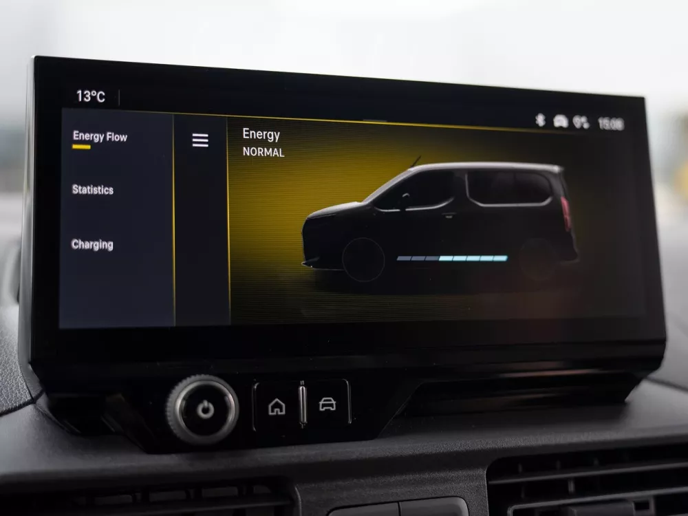 Автомобиль Opel Combo E Рестайлинг Компактвэн