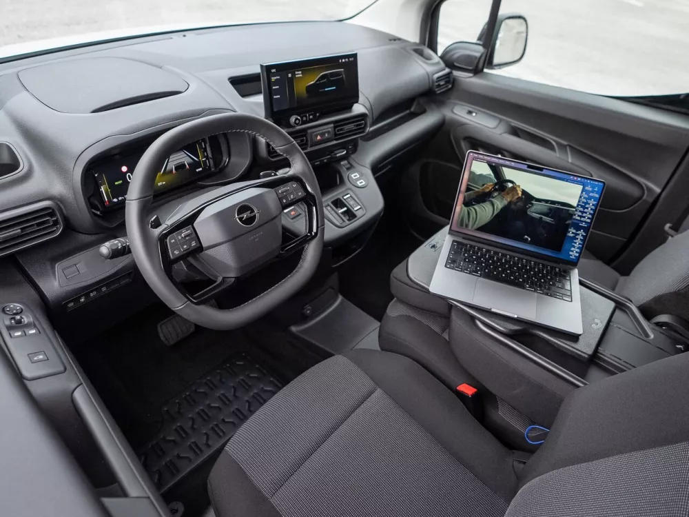 Автомобиль Opel Combo E Рестайлинг Фургон