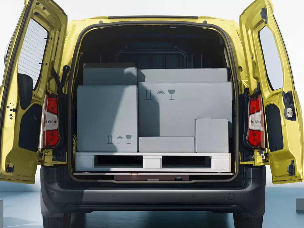 Автомобиль Opel Combo E Рестайлинг Фургон