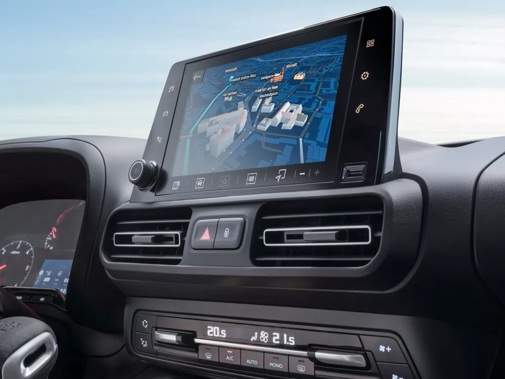 Автомобиль Opel Combo E Компактвэн