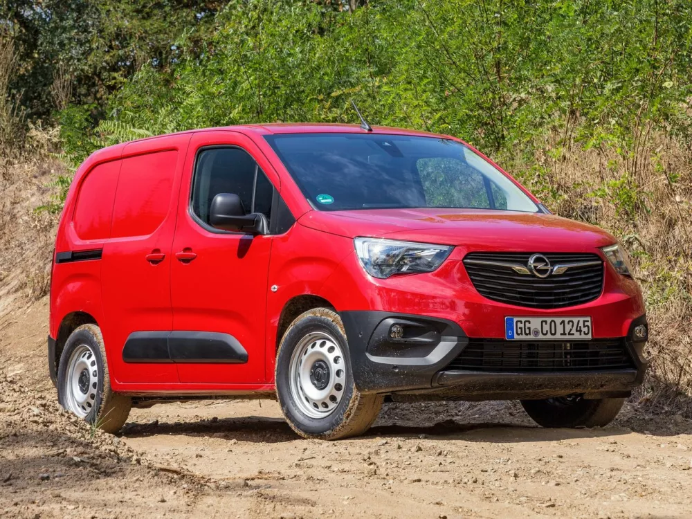 Автомобиль Opel Combo E Фургон