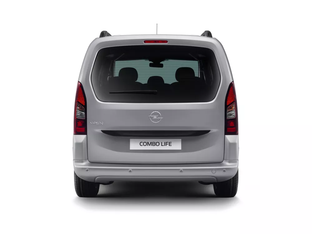 Автомобиль Opel Combo PCMA Компактвэн Life