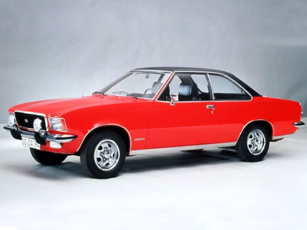 Автомобиль Opel Commodore B Купе