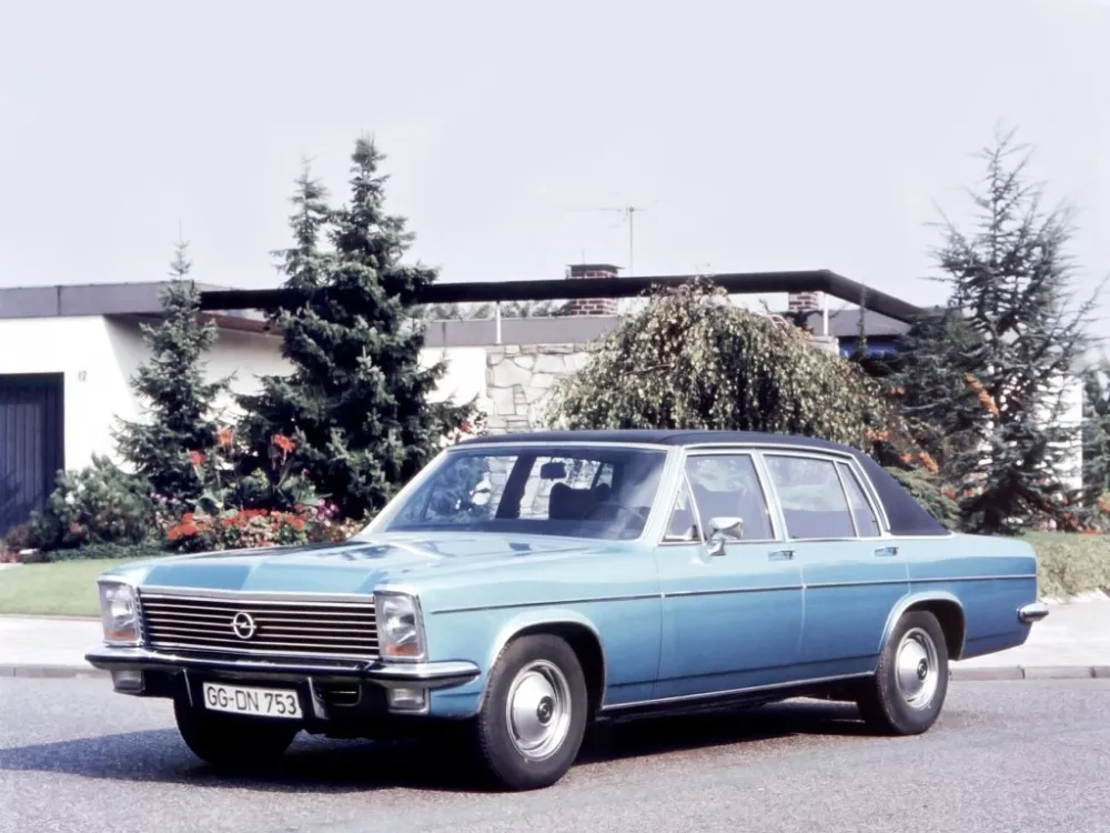 Автомобиль Opel Diplomat B Седан