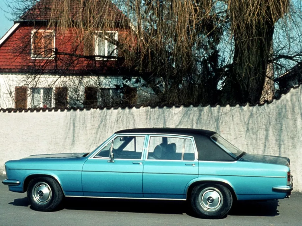 Автомобиль Opel Diplomat B Седан