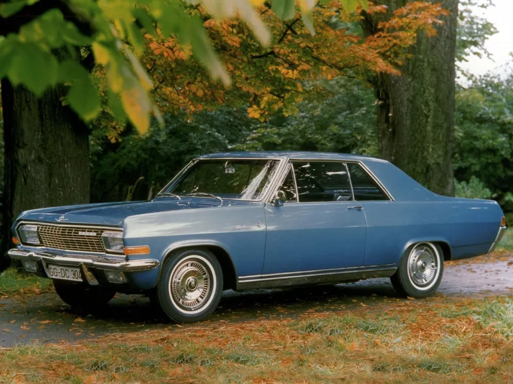 Автомобиль Opel Diplomat A Купе