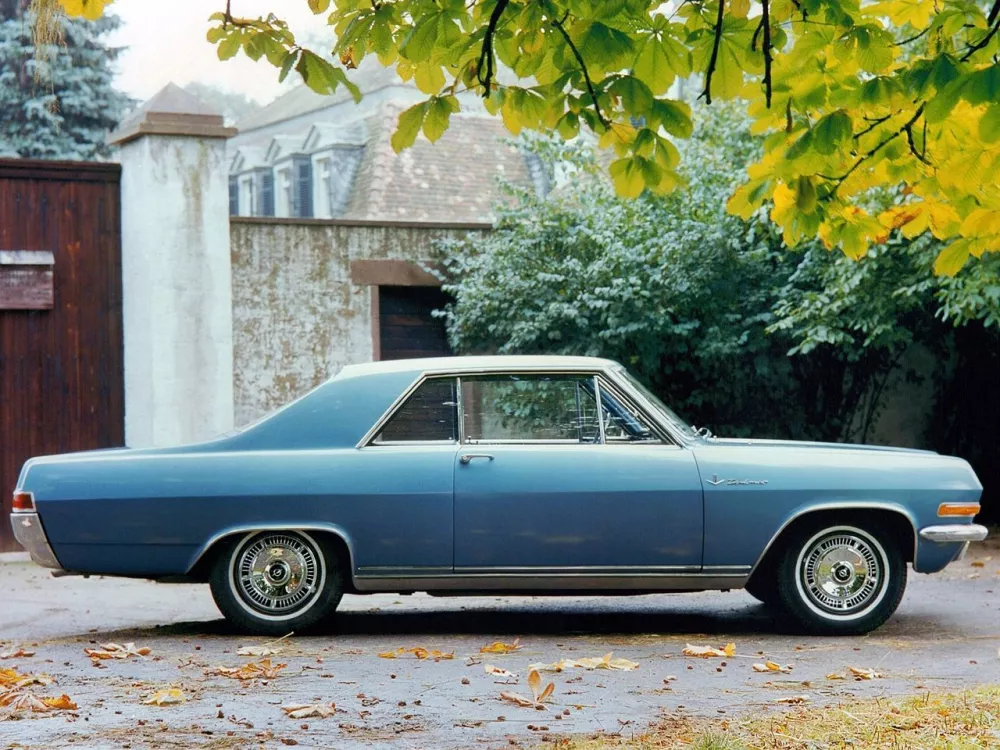 Автомобиль Opel Diplomat A Купе