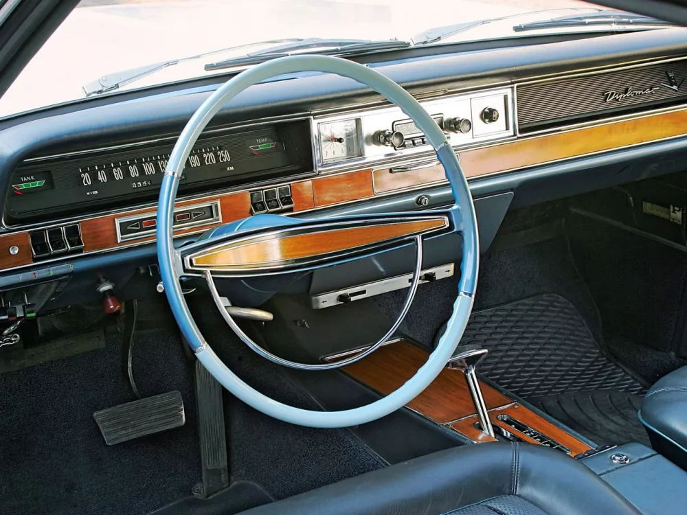 Автомобиль Opel Diplomat A Купе