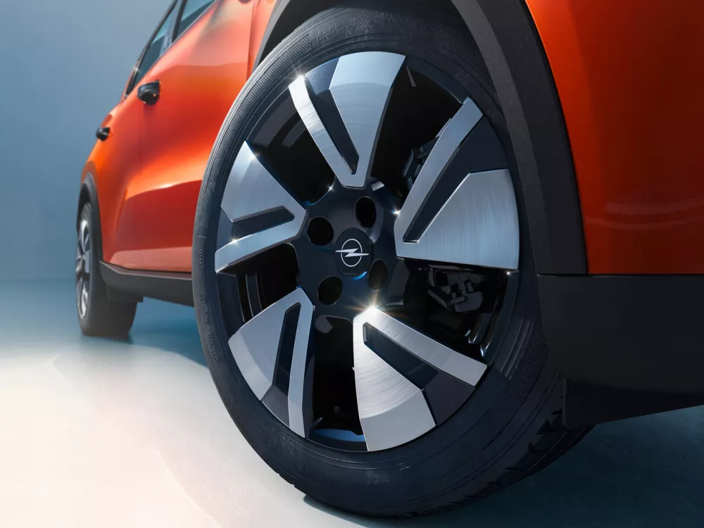 Автомобиль Opel Frontera III Внедорожник (5 дверей)
