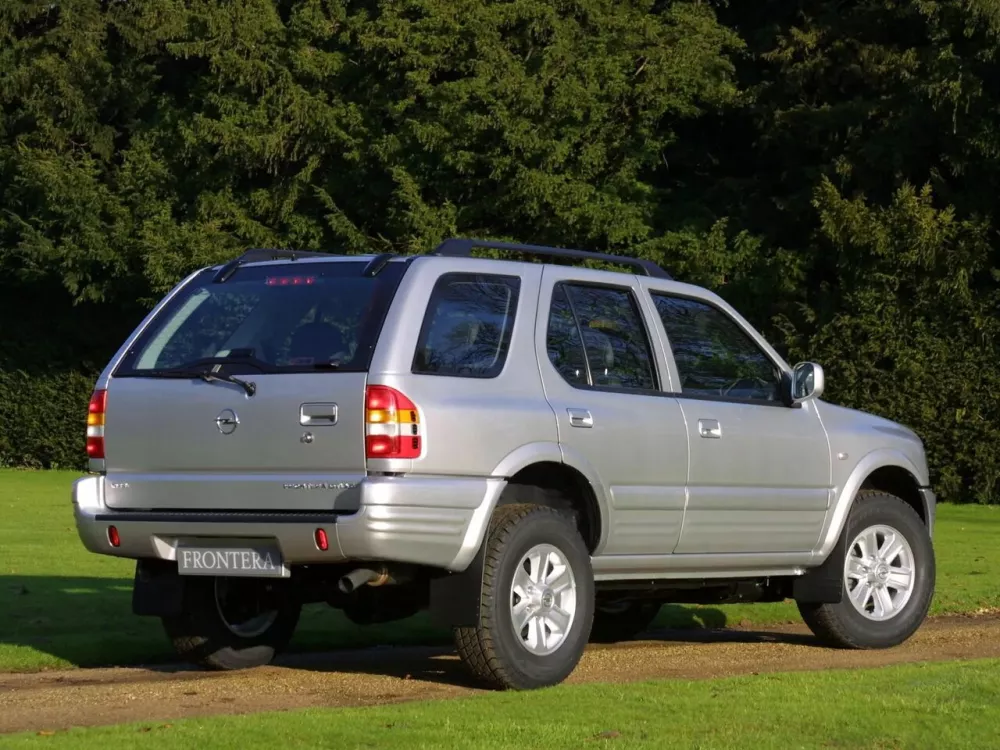 Автомобиль Opel Frontera B Рестайлинг Внедорожник (5 дверей)