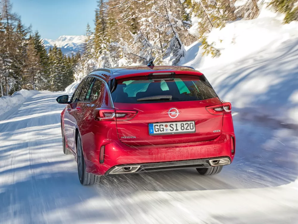 Автомобиль Opel Insignia II Рестайлинг Универсал (5 дверей)