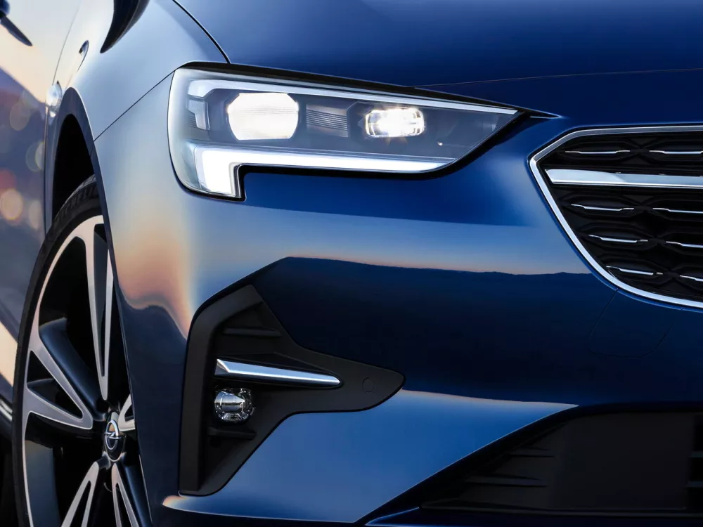 Автомобиль Opel Insignia II Рестайлинг Лифтбек