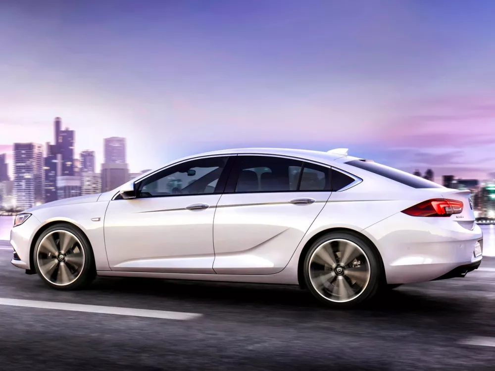 Автомобиль Opel Insignia II Лифтбек