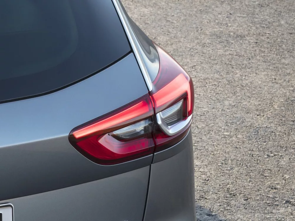 Автомобиль Opel Insignia II Универсал (5 дверей)