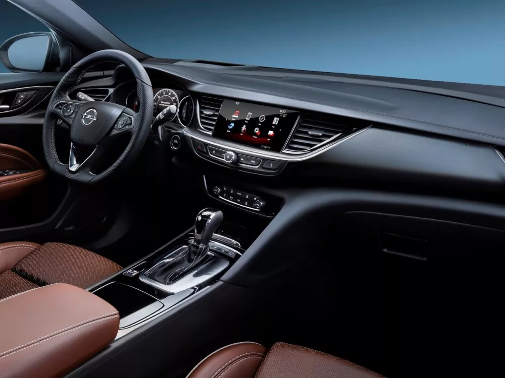 Автомобиль Opel Insignia II Универсал (5 дверей) Country Tourer