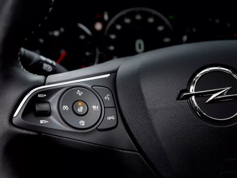Автомобиль Opel Insignia II Универсал (5 дверей) Country Tourer