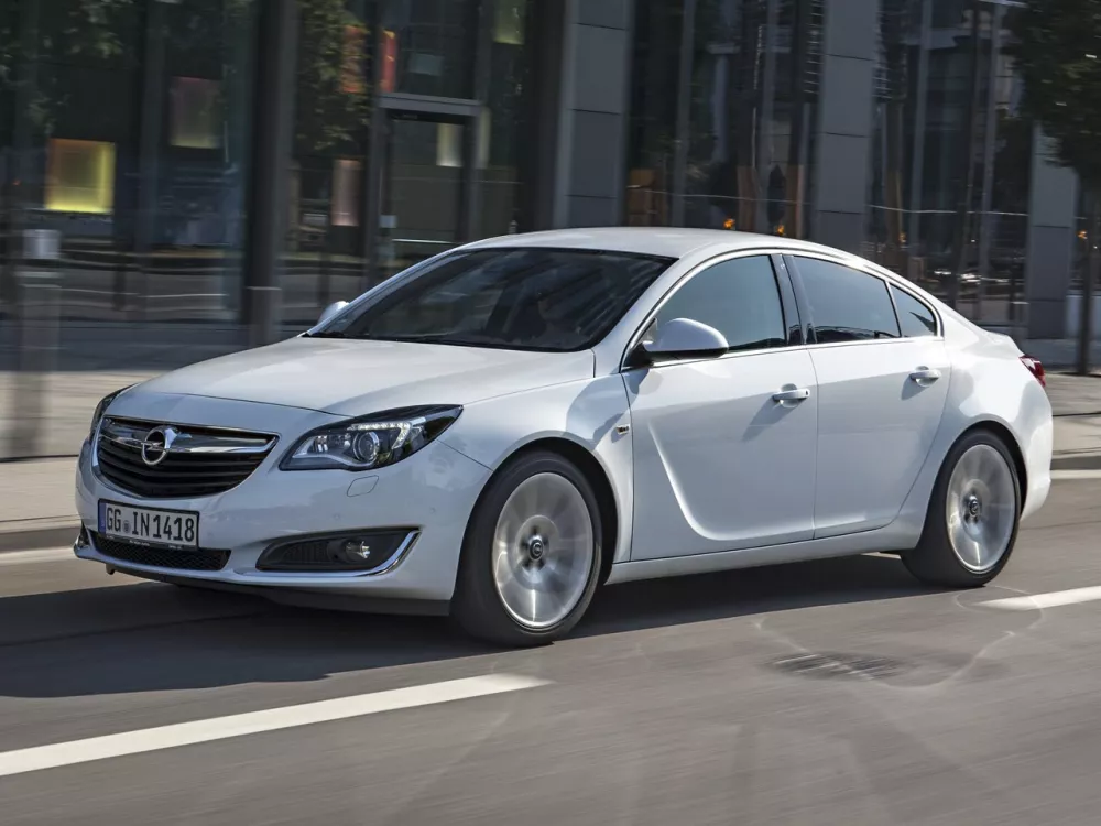 Автомобиль Opel Insignia I Рестайлинг Седан