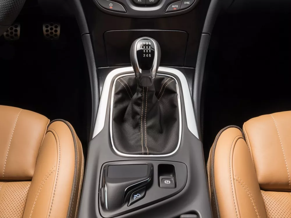 Автомобиль Opel Insignia I Рестайлинг Седан