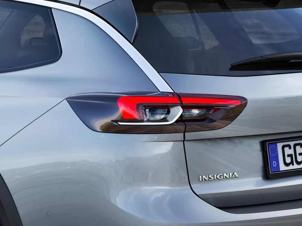 Автомобиль Opel Insignia II Универсал (5 дверей) Country Tourer