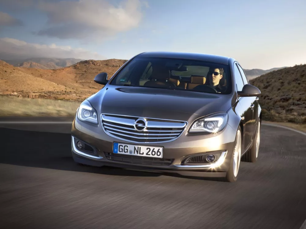 Автомобиль Opel Insignia I Рестайлинг Лифтбек