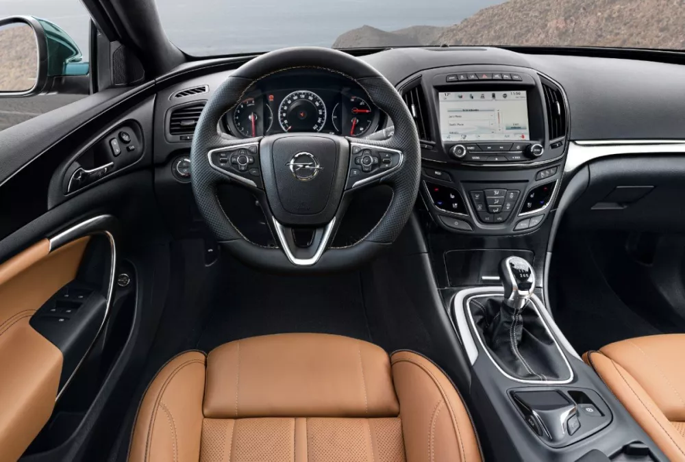 Автомобиль Opel Insignia I Рестайлинг Универсал (5 дверей)