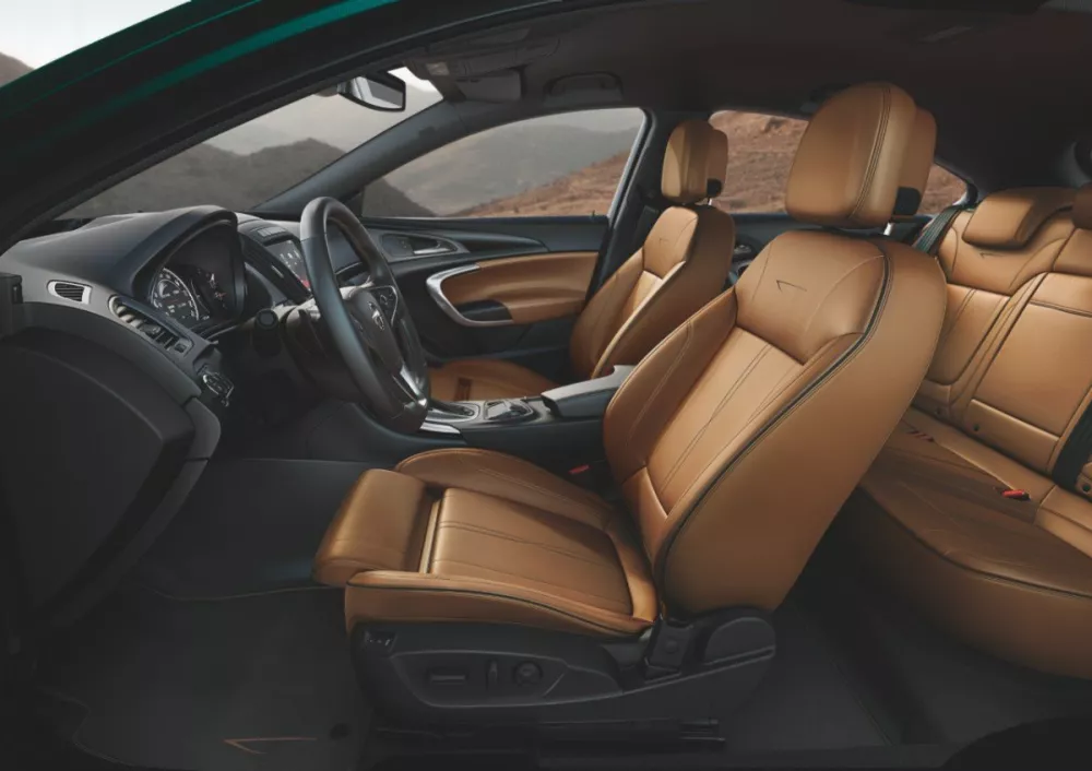 Автомобиль Opel Insignia I Рестайлинг Универсал (5 дверей)