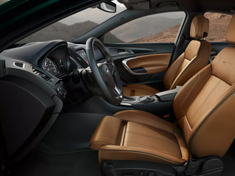 Автомобиль Opel Insignia I Рестайлинг Универсал (5 дверей) Country Tourer