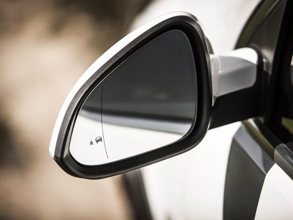 Автомобиль Opel Insignia I Рестайлинг Универсал (5 дверей) Country Tourer
